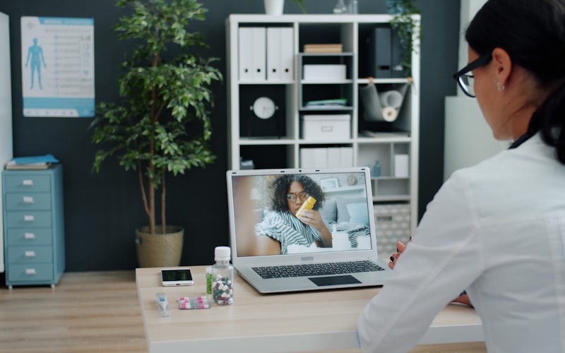 Telemedicina: como integrar ao seu fluxo de atendimento